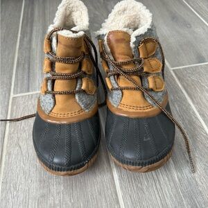 Kids' Brown and Gray Boots